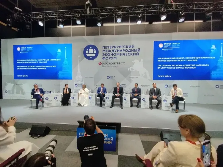 Василий Орлов рассказал о креативной экономике Приамурья, связанной с Китаем