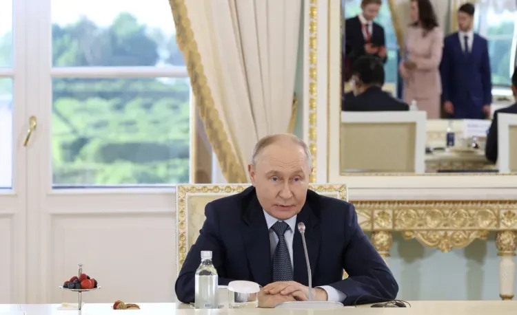 Открою вам тайну: откровенная встреча Путина с главами мировых СМИ