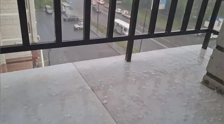 Грозы и град принесет циклон в Приамурье