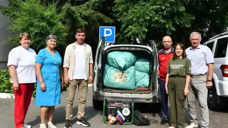 Генератор и маскировочные сети для бойцов СВО передали амурчане