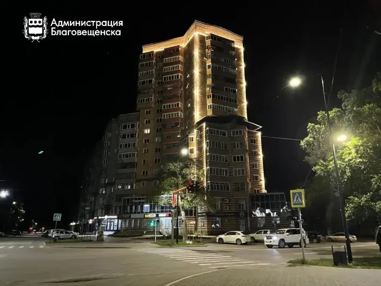 Новые фасады и архитектурная подсветка: расширен список зданий, которые обновят летом