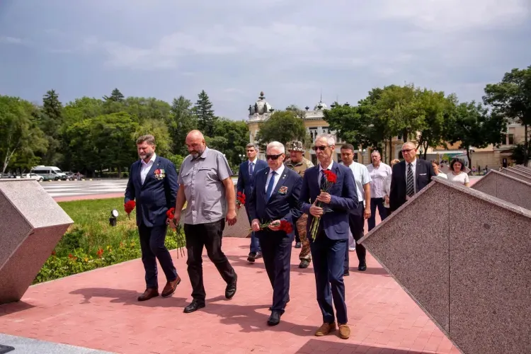 Московские эксперты изучили уникальные патриотические проекты из Приамурья