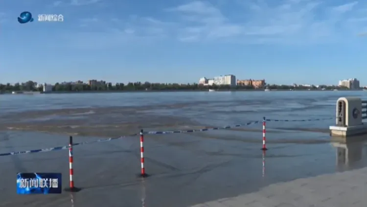 Вода в Хэйхэ: река Амур подтопила остров китайского города напротив Благовещенска