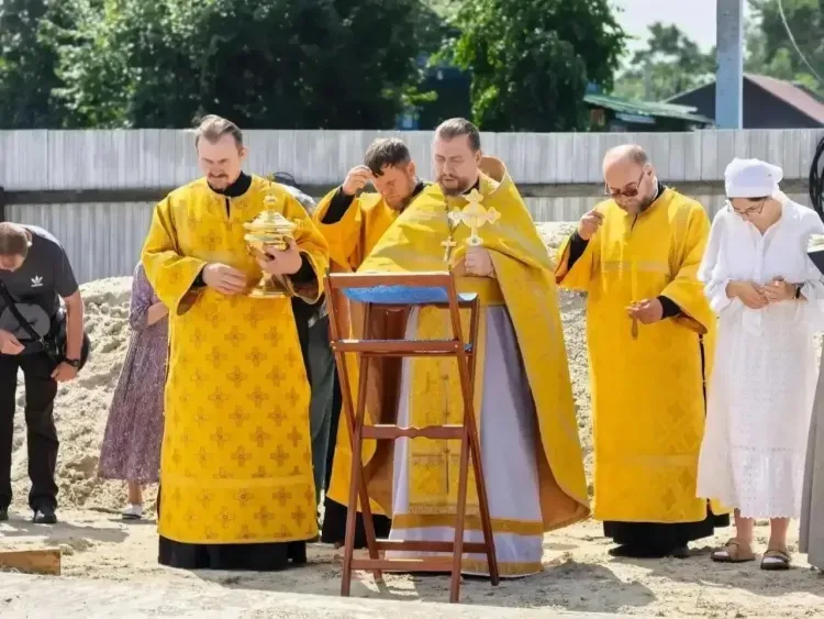 Новая часовня появится на монастырском подворье в Белогорске