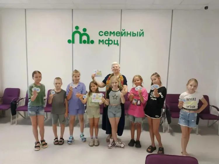 "Каникулы с Семейным МФЦ": в Благовещенске завершилась летняя смена, которая объединила детей и подарила им яркие каникулы