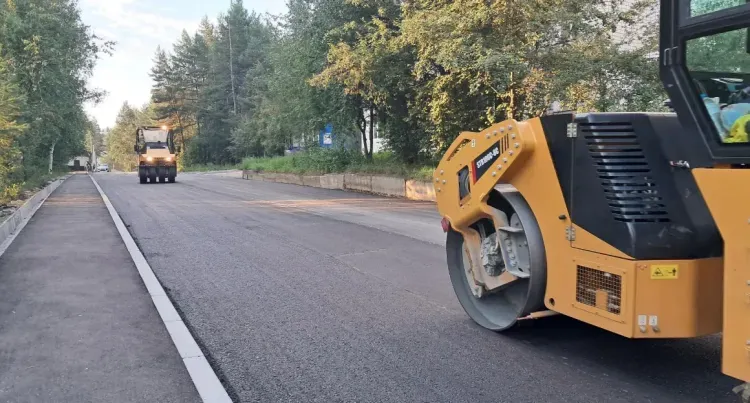 Участки дорог, ведущие к роддому и детсаду обновили в столице БАМа