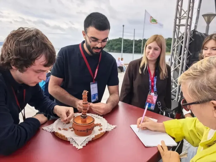 Амурские бирюльки привлекли на ВЭФ-2026 участников со всей России