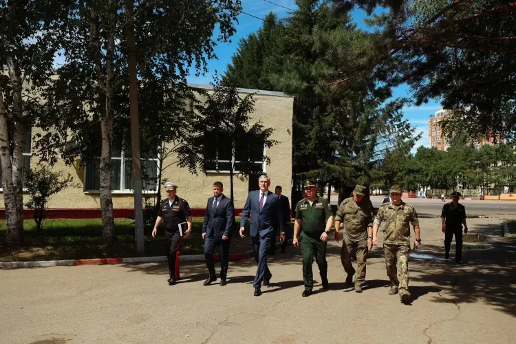 Казарма, спортивная площадка и храм: масштабное обновление идет в ДВОКУ