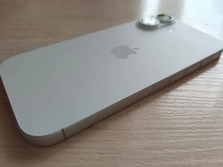 Предзаказ на новый iPhone 18 запустили в России