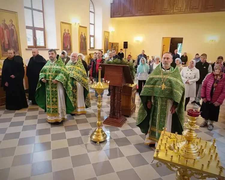 В новом храме в Тамбовке прошел первый престольный праздник