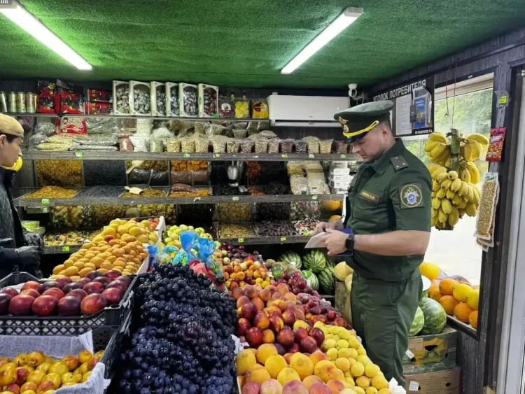Бывший иностранец в сопровождении следователей доставлен в военкомат