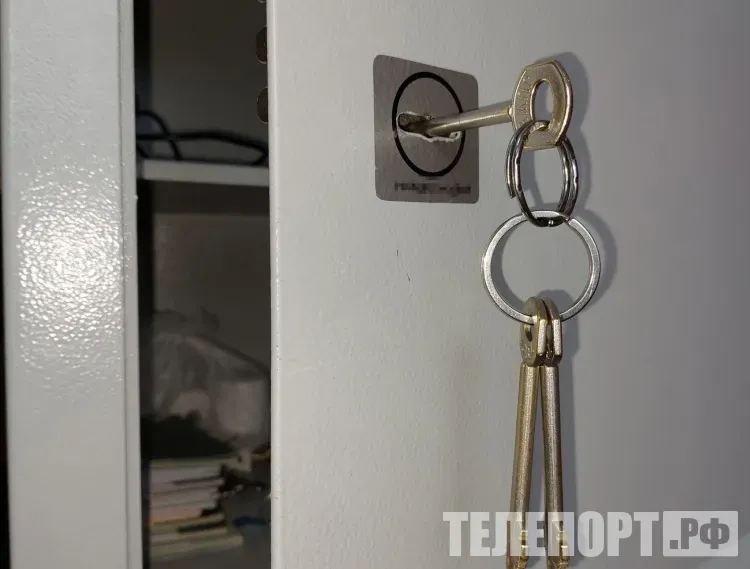 Сейф с деньгами не успел украсть ночью житель Приамурья