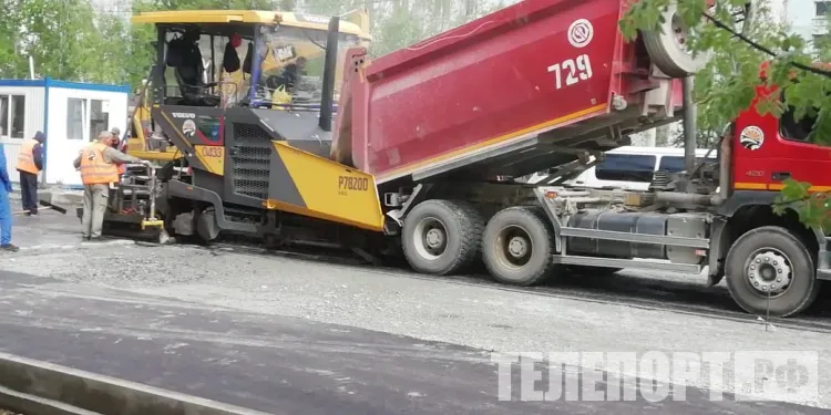 В Тынде приступили к асфальтированию главной улицы города