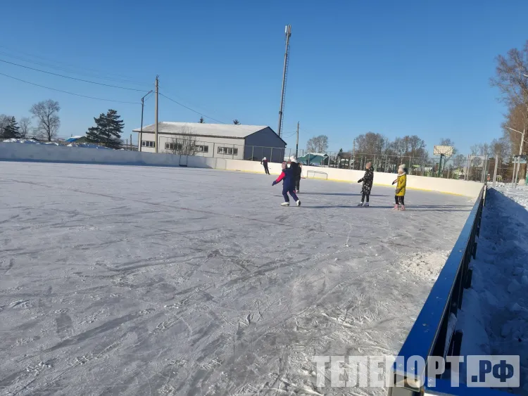 Три катка откроют на этой неделе в Благовещенске 
