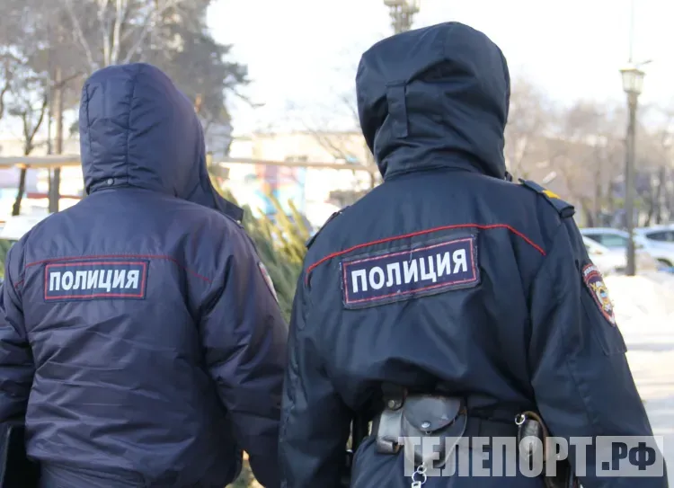 Участковый "успокоил" выстрелами мужчин, которые хотели устроить расправу в Приамурье