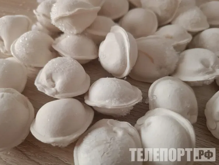 Бактерии нашли в рыбных пельменях, исследованных в Приамурье