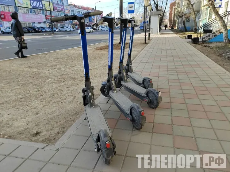 Правила езды на электросамокатах считают нужным ужесточить амурчане