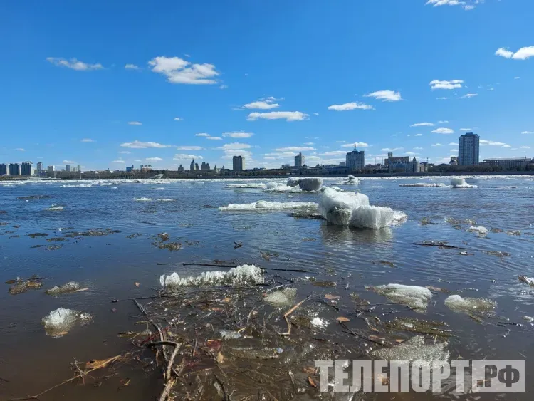 Гидрологическая обстановка в Амурской области: река Томь прибывает