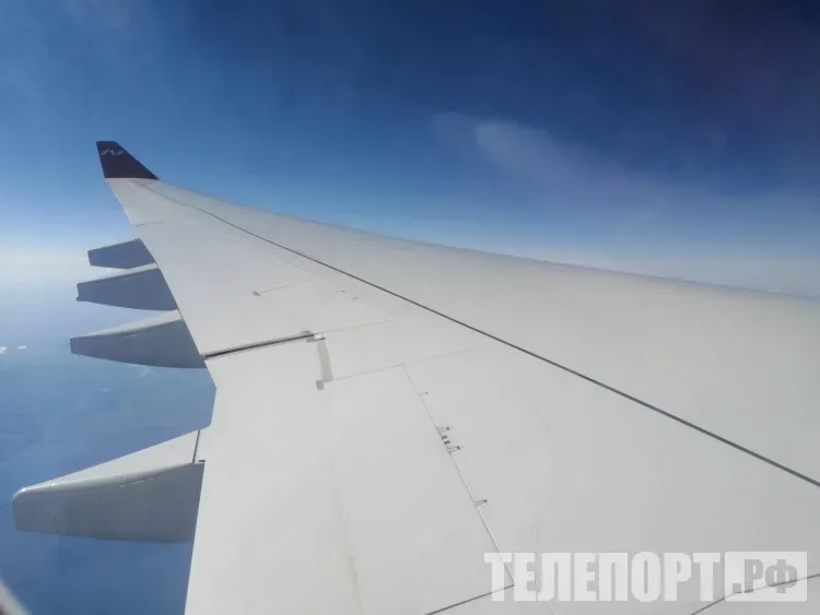 Самолет Boeing 777-300ER впервые приземлился в Благовещенске