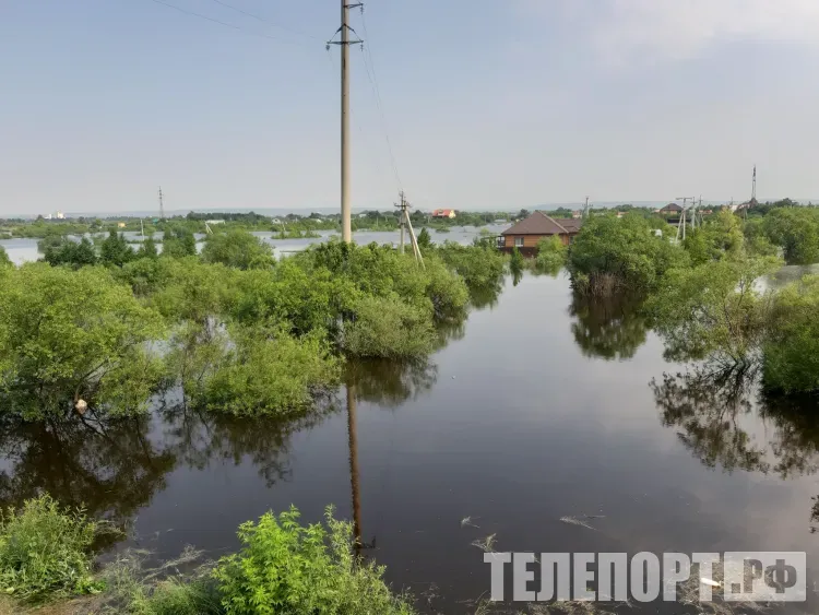 Высокий уровень воды сохраняется на реках Приморья и Хабаровского края