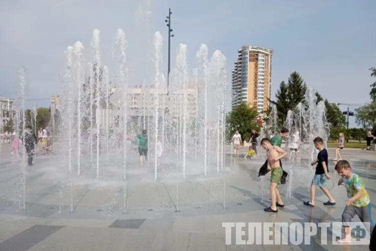 Жара, сухость, пожары и ураганы: июль принесет плохую погоду в регионы России