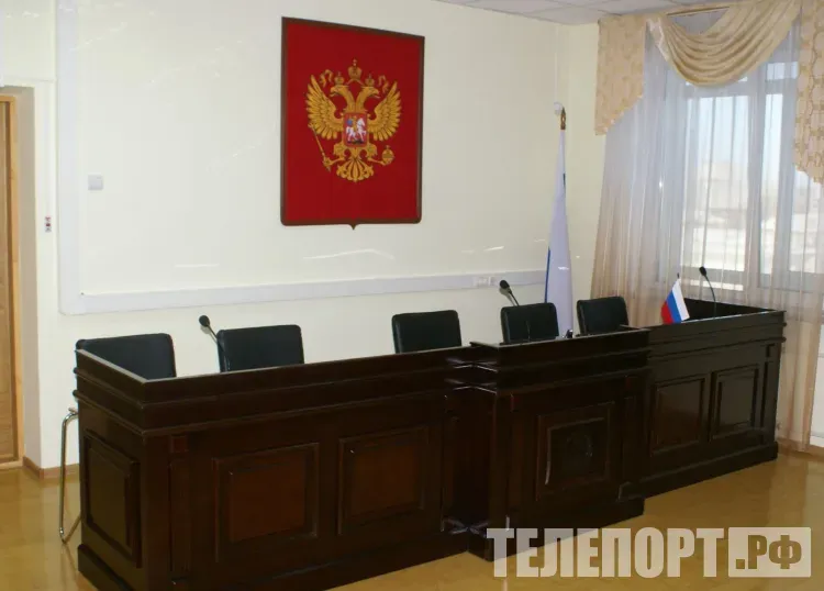 Сын попал в суд за ссору с пьяной матерью из-за собаки