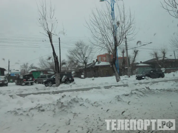 Переметы и наледь перекрыли путь по дороге в Зейском округе