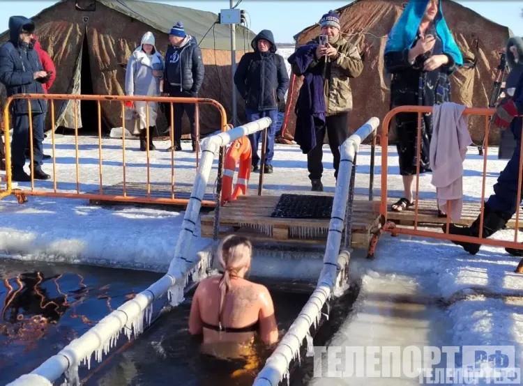 Купель в Благовещенске подготовили для крещенских купаний