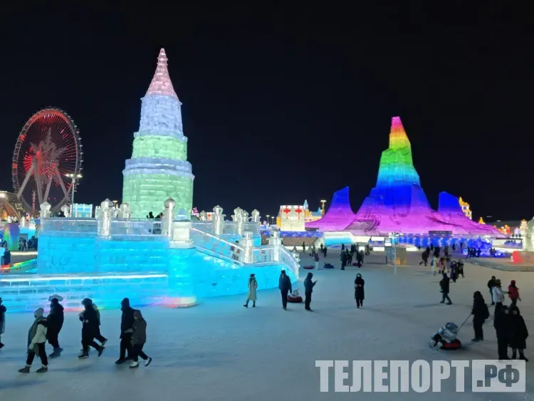 Мир снега и льда в Харбине впечатлил главу Благовещенска на встрече мэров России и Китая