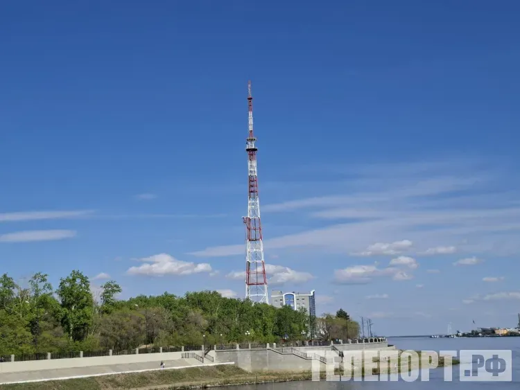 Мезенские красные лошади, как символ наступающего Нового года по лунному календарю - года Красной Огненной Лошади, появятся на главной амурской телебашне