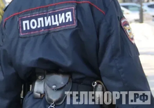 Пропавшую в Смоленске девочку нашли живой в квартире с мужчиной