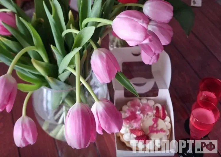 Цветы подорожают перед 8 Марта