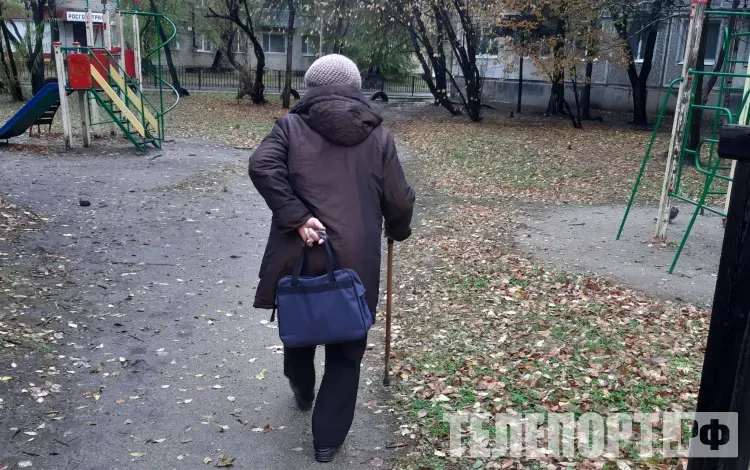 Пенсионеры стали чаще выбирать подработку на складах и в охране