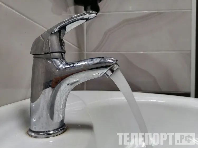 Холодную воду досрочно вернули в Благовещенске
