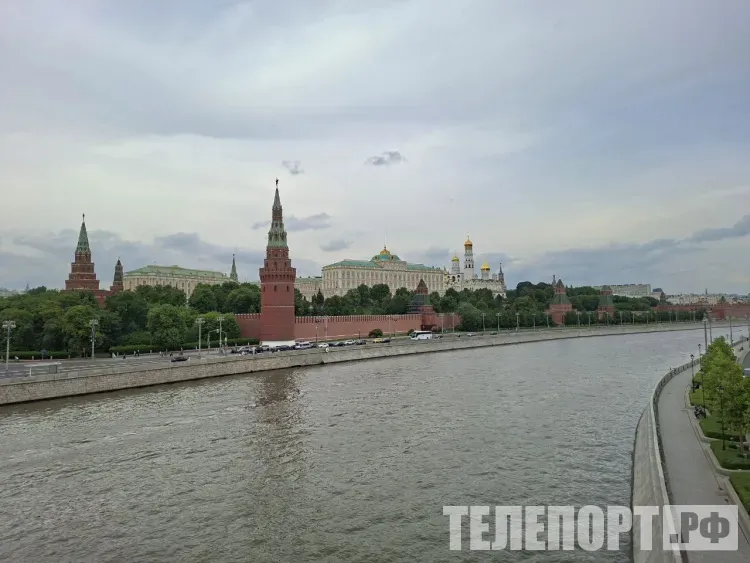 Путин провел совещание по обеспечению россиян топливом