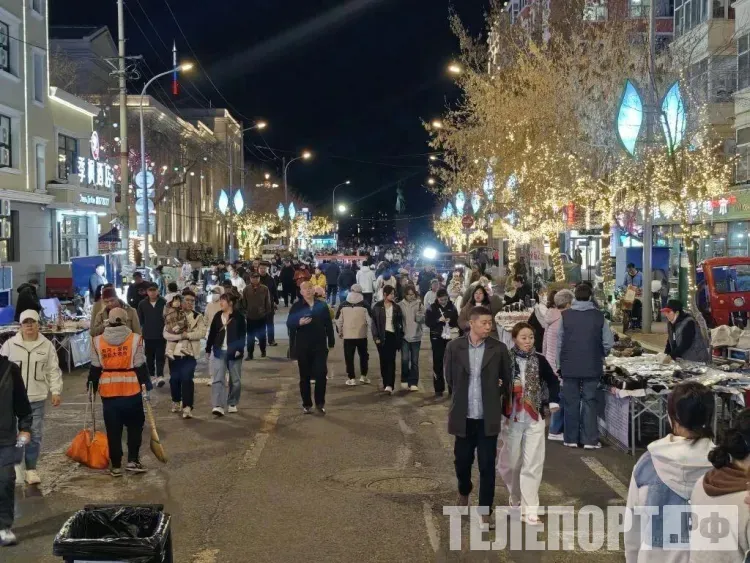 Китайский ночной рынок на границе с Россией заработал 40 миллионов юаней за три месяца