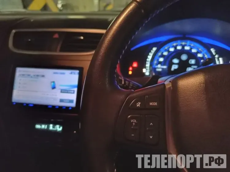 Автомобиль с помощью мотоцикла украли в Амурской области