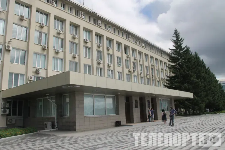 Развитие АмГУ обсудили депутат Госдумы Леонид Слуцкий и губернатор Василий Орлов