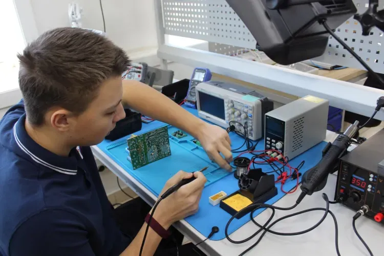 Мастерская мехатроники и робототехники открылась в Белогорске