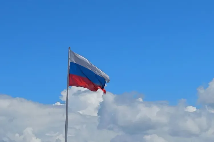 Паралимпийские игры стартуют в Италии: сборная РФ выступит с флагом и гимном спустя 12 лет