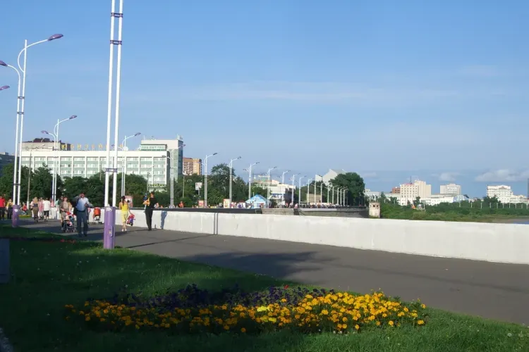 Прогноз погоды на 3 августа 2026 года в Амурской области: по-прежнему жарко и дождливо